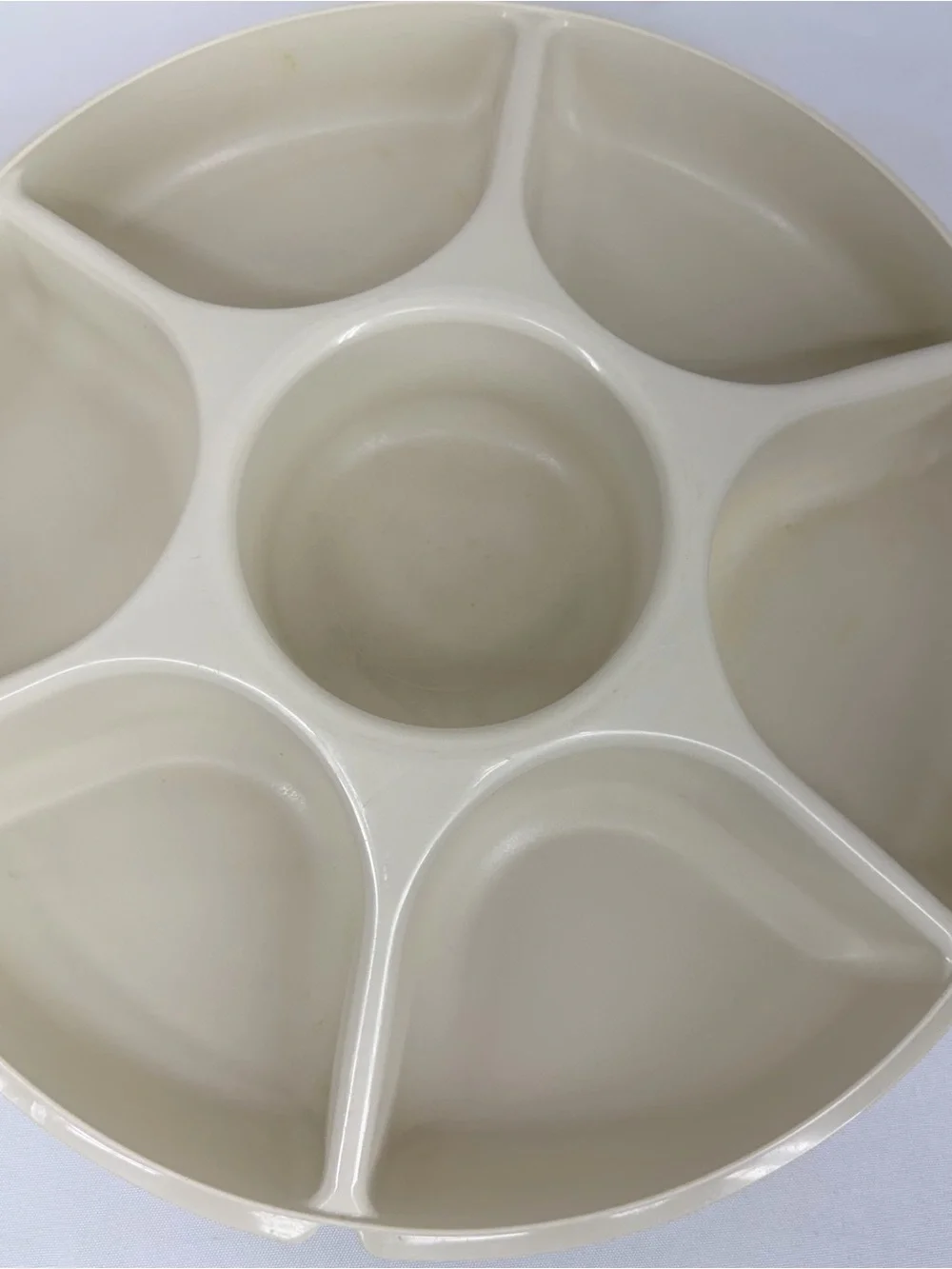 Vintage Tupperware Almond Portable Picnic Serving Center Tray Model 1665